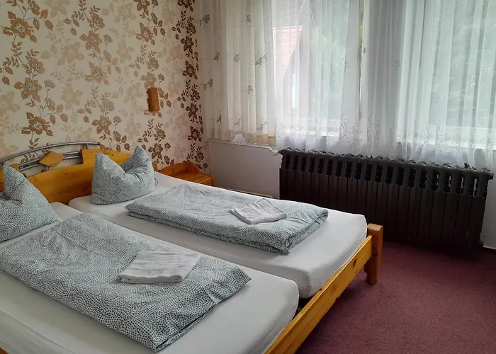 Ostalgie Ferienheim Sorgenfrei * Sorge