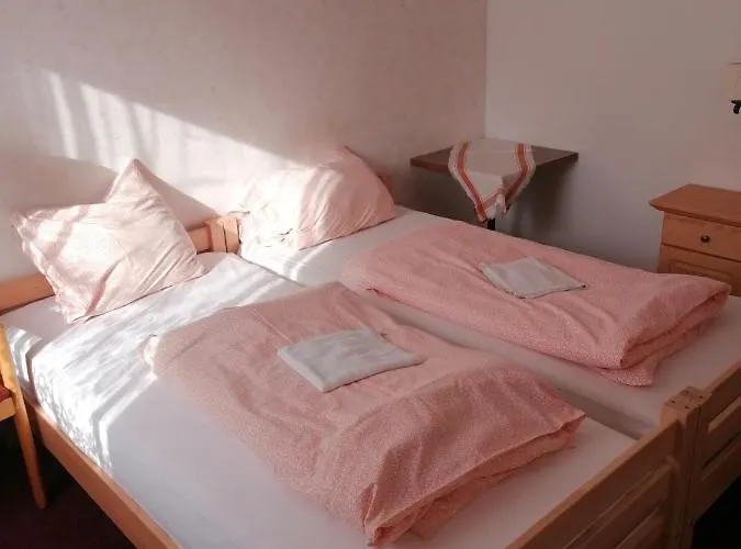 Ostalgie Ferienheim Sorgenfrei Pensionat *